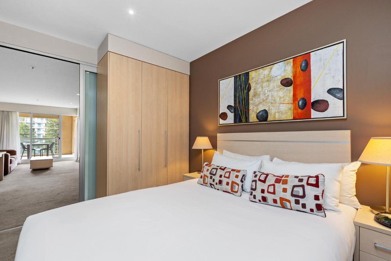 Belle Escapes - Glenelg Seaside Apartment Bagian luar foto